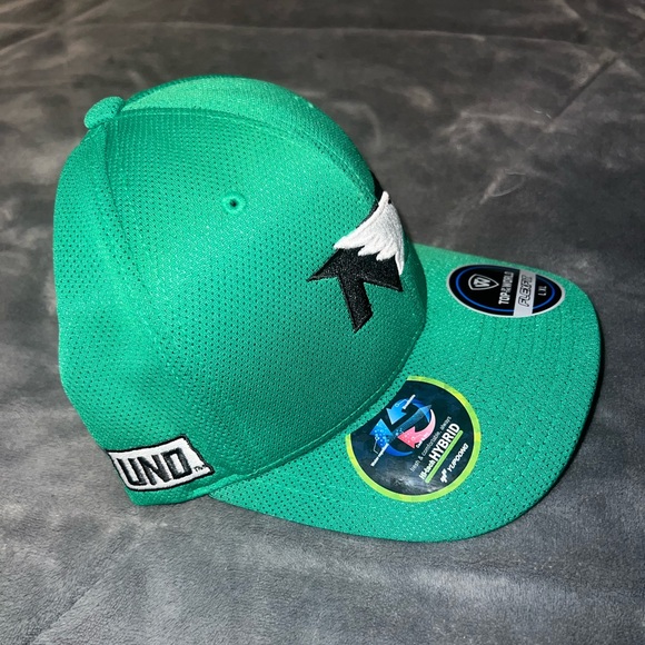NEW Top Of The World - North Dakota Fighting Hawks- Flex Fit Fitted Hat. Sz L/XL - Picture 2 of 5